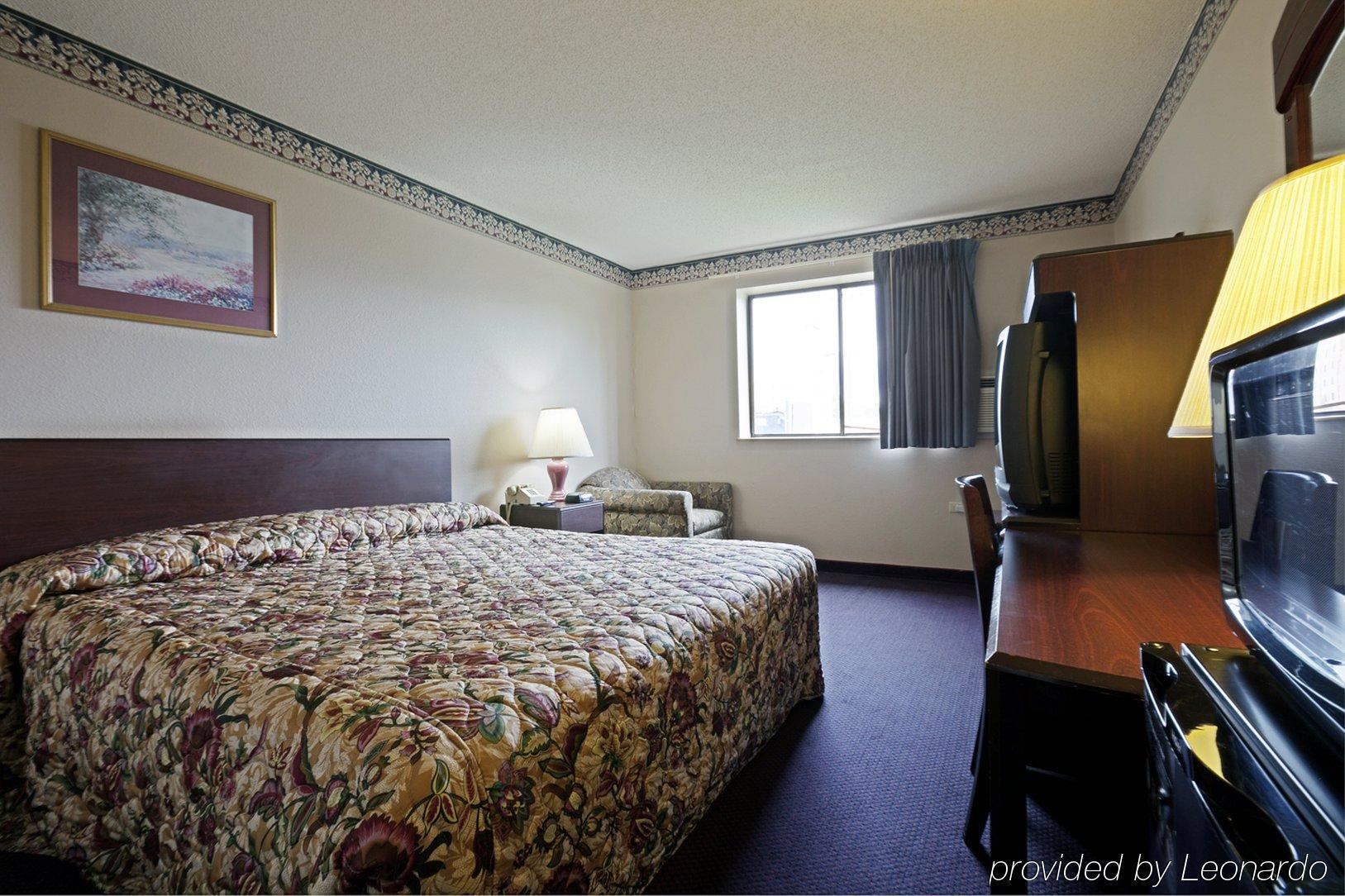 Super 8 By Wyndham Bedford Hotel Kamer foto